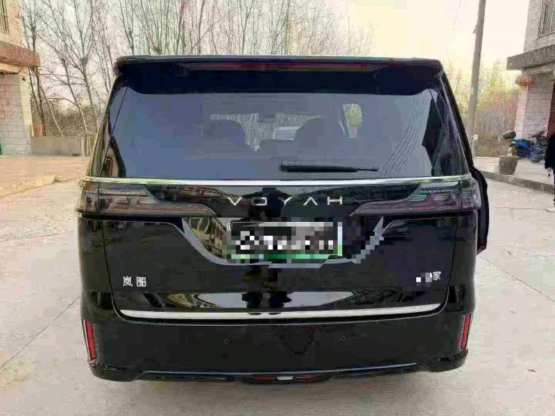 邯郸25年岚图汽车梦想家9