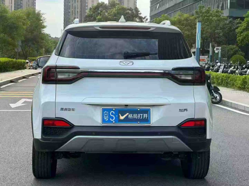 东莞25年凯翼炫界9