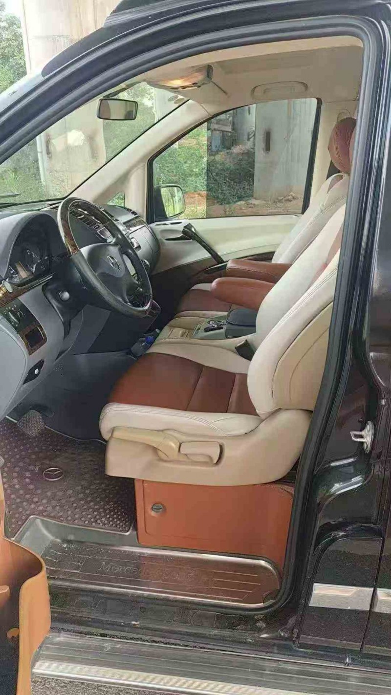 萍乡13年奔驰唯雅诺2