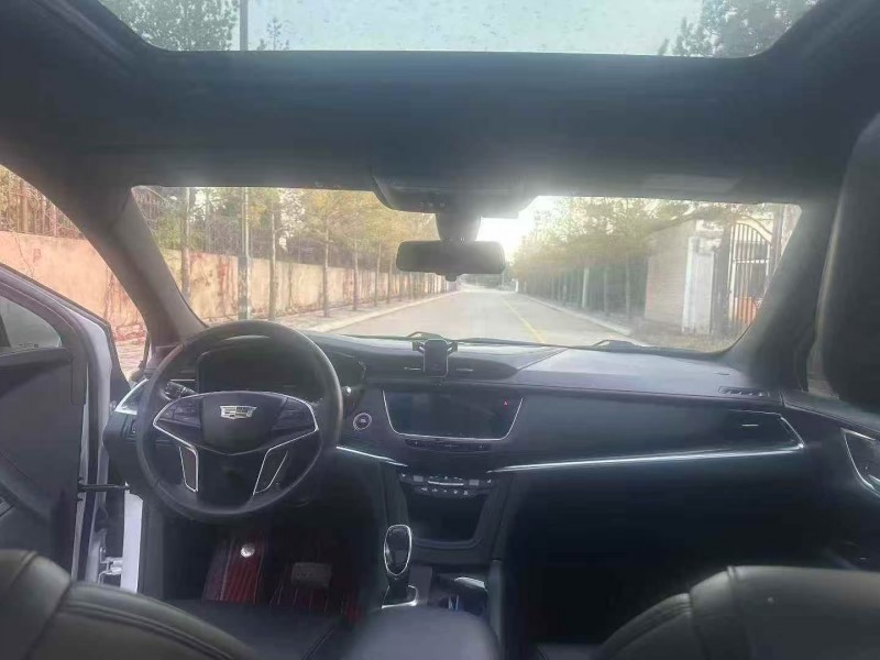 枣庄19年凯迪拉克XT56