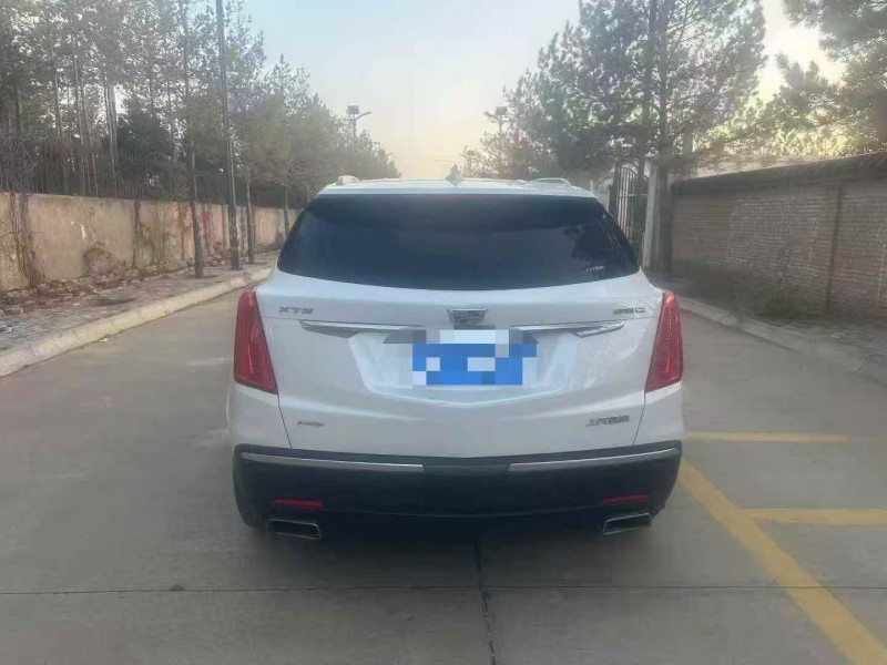 枣庄19年凯迪拉克XT58