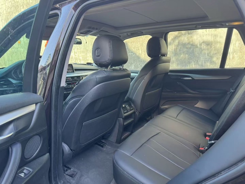 青岛17年宝马X57