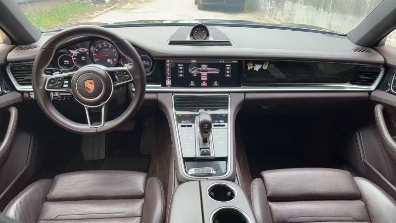 青岛18年保时捷帕拉梅拉5