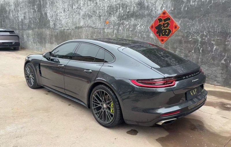 青岛18年保时捷帕拉梅拉7
