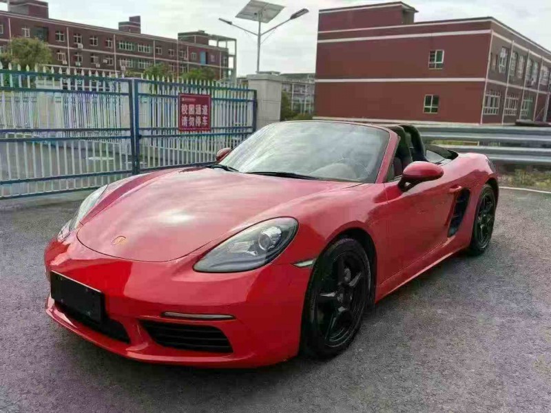 邢台17年保时捷7182