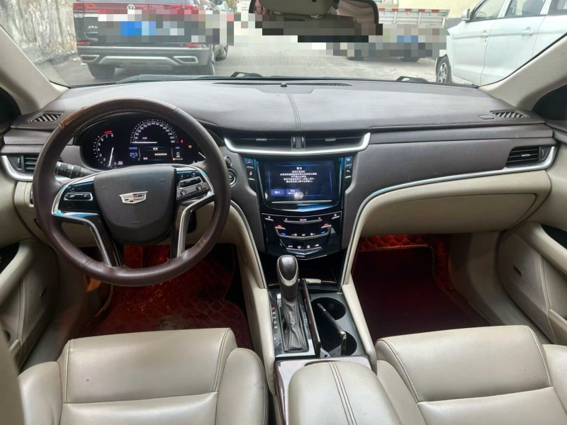 济宁17年凯迪拉克XTS4