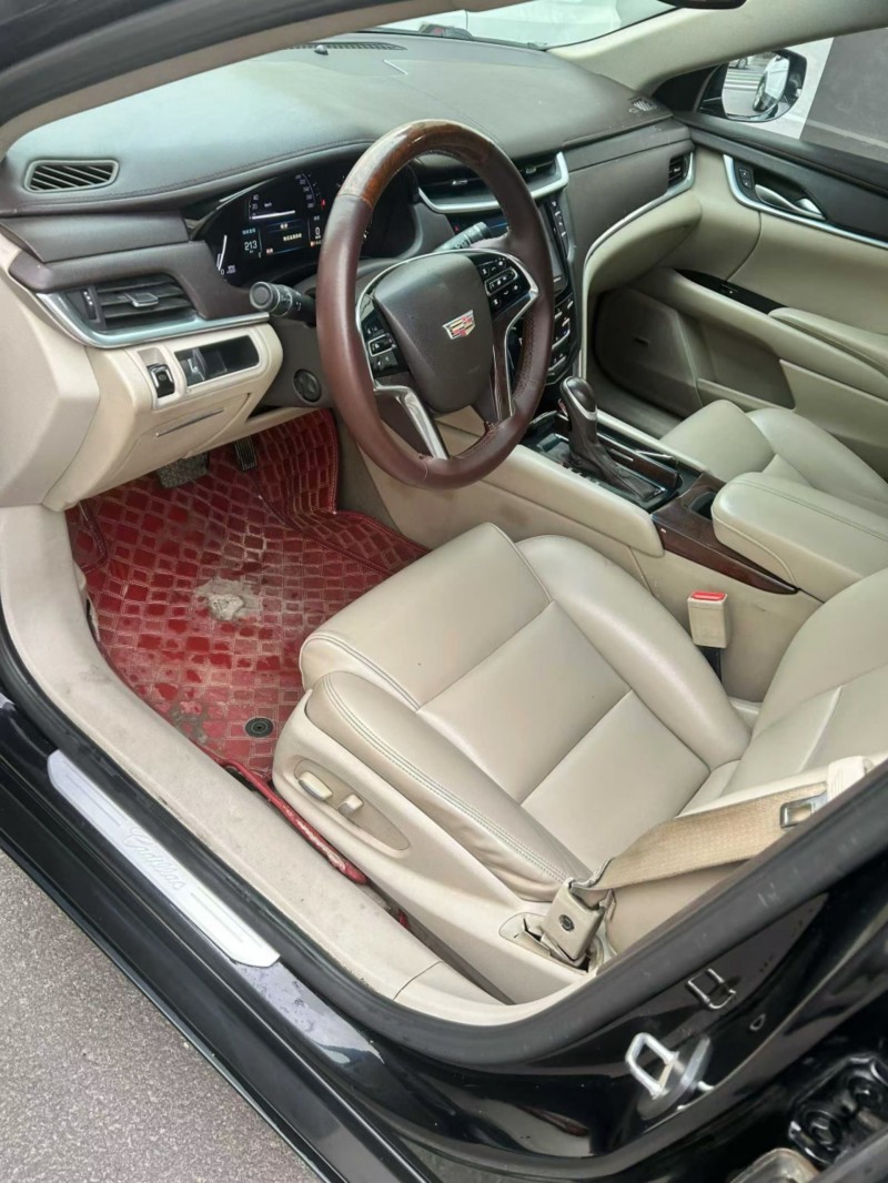 济宁17年凯迪拉克XTS5