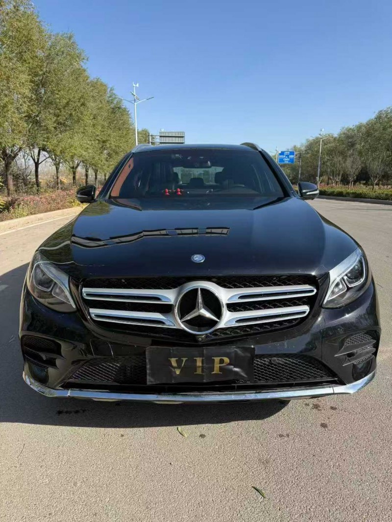 枣庄17年奔驰GLC1