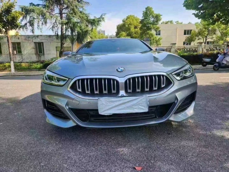 中山24年宝马8系1