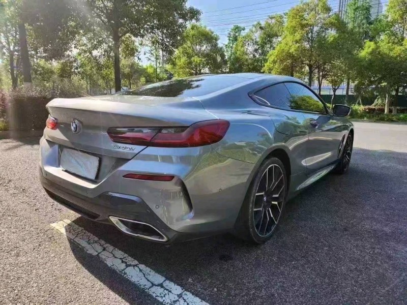 中山24年宝马8系7