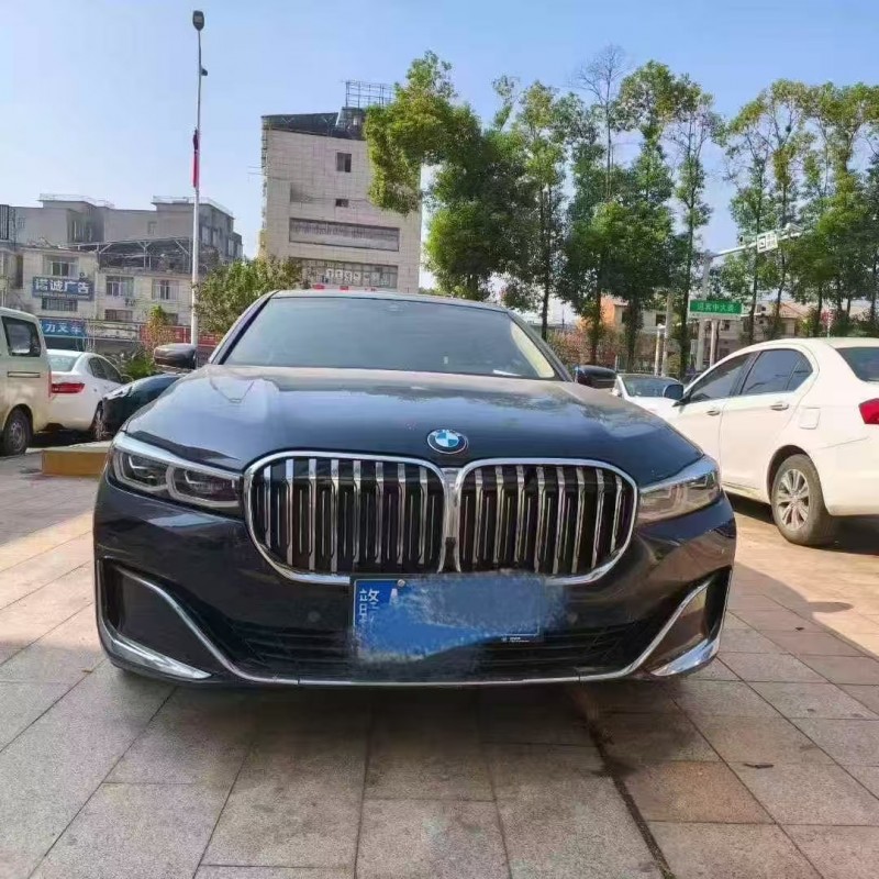 深圳22年宝马7系1