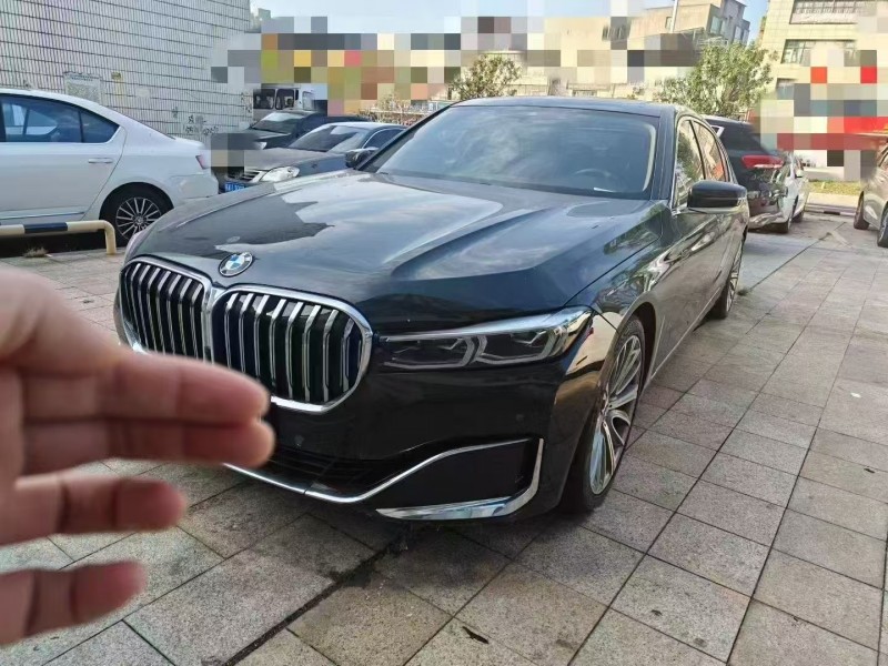 深圳22年宝马7系2