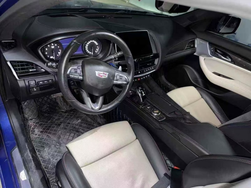 枣庄21年凯迪拉克CT54