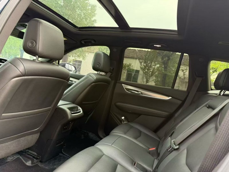 襄阳22年凯迪拉克XT64