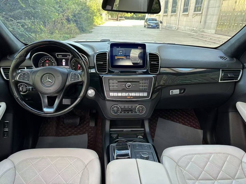 唐山18年奔驰GLS5