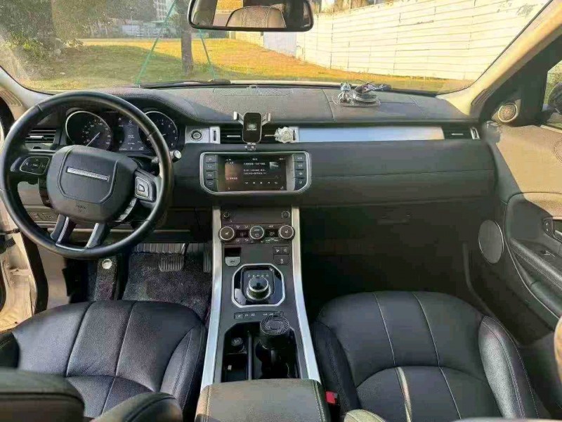 广州18年路虎极光5