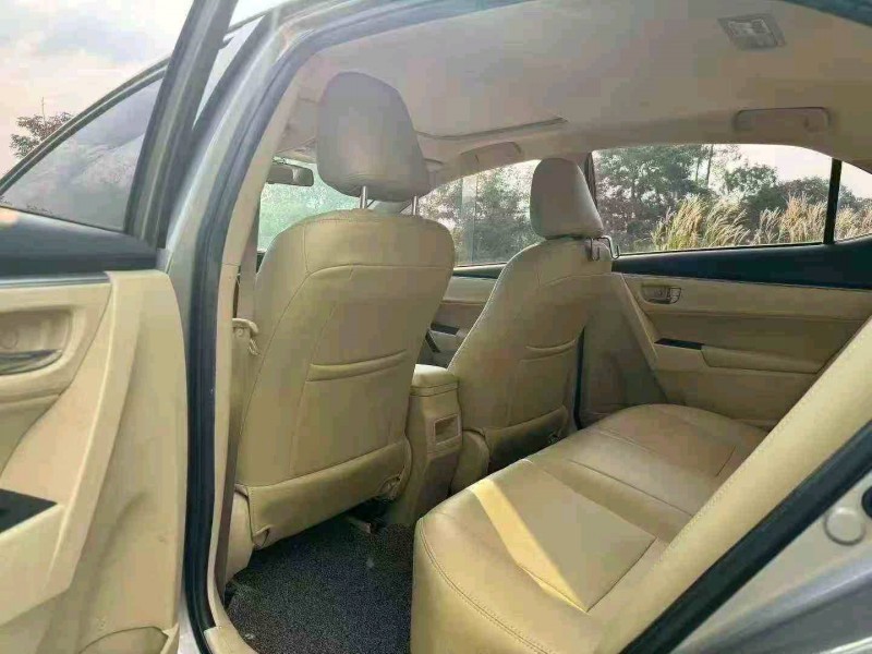 广州15年丰田卡罗拉4