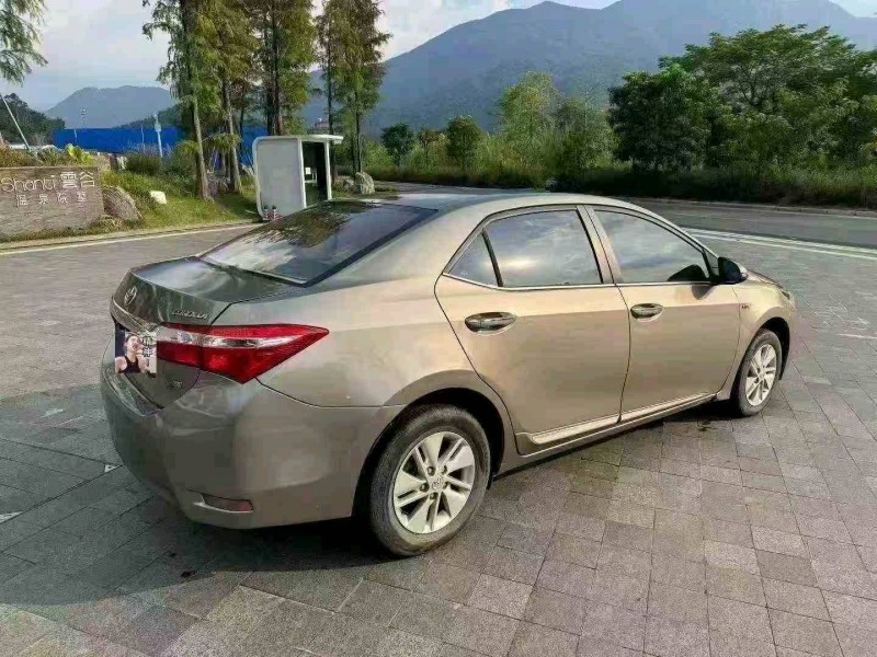 广州15年丰田卡罗拉8