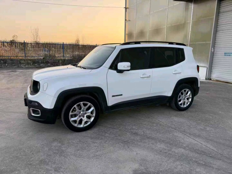 徐州18年Jeep自由侠2