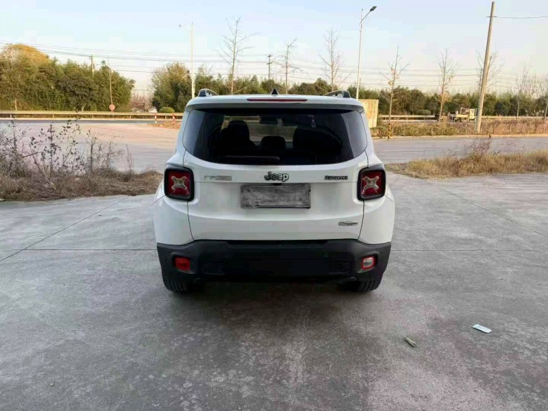 徐州18年Jeep自由侠9