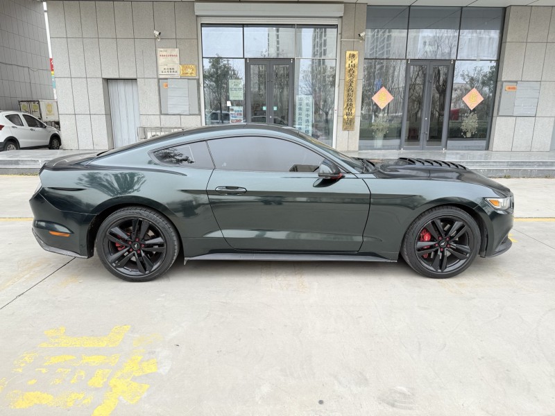 济宁16年福特野马3