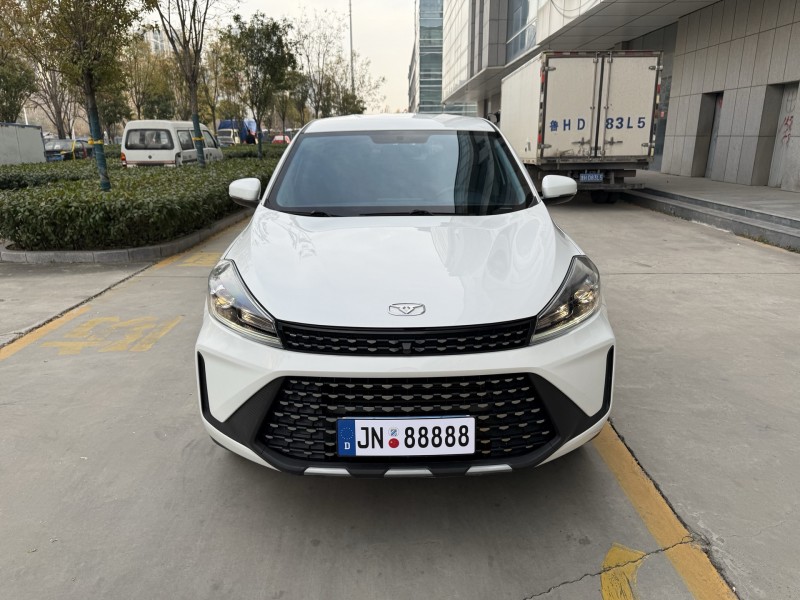 济宁21年凯翼炫界1