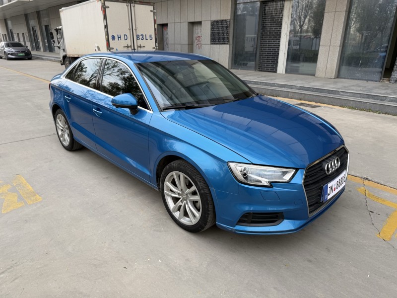 济宁18年奥迪A35