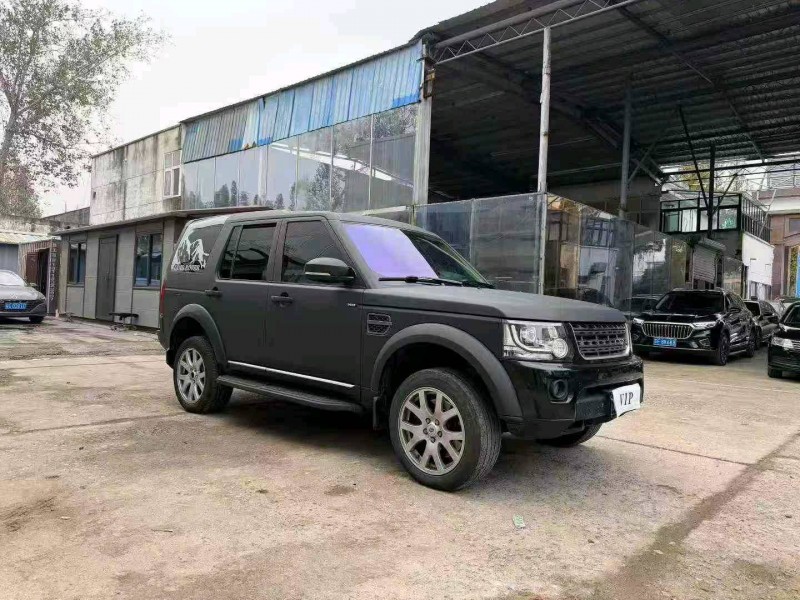 徐州17年路虎发现3