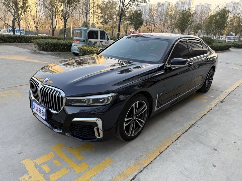 济宁21年宝马7系4