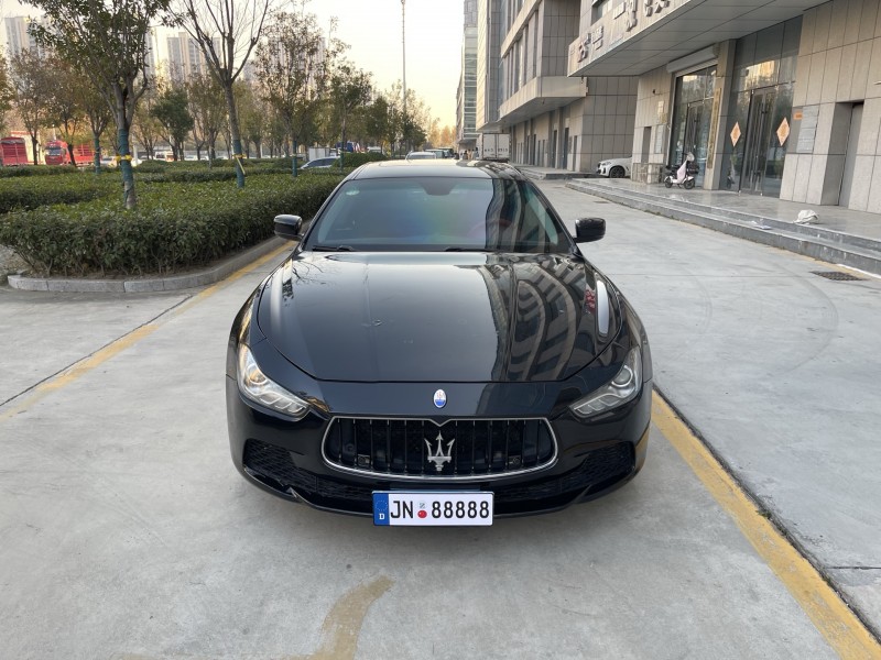 济宁17年玛莎拉蒂Ghibli1