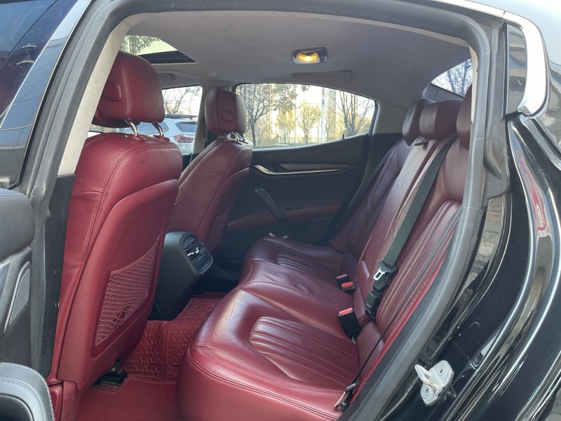 济宁17年玛莎拉蒂Ghibli5