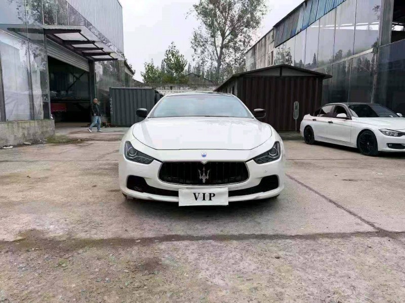 徐州15年玛莎拉蒂Ghibli1