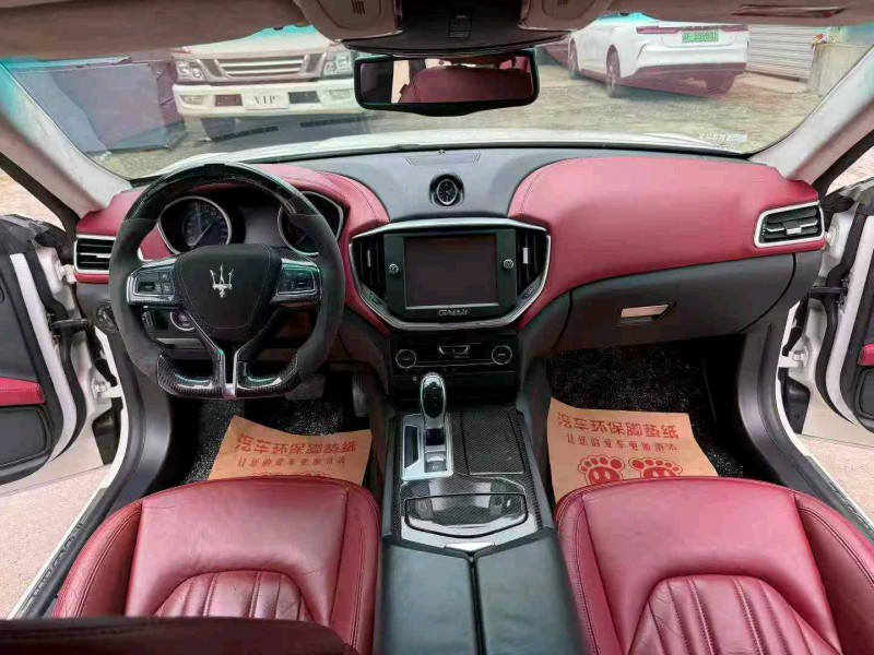 徐州15年玛莎拉蒂Ghibli8