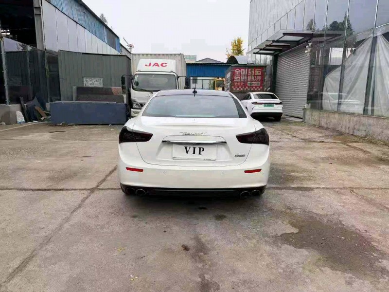 徐州15年玛莎拉蒂Ghibli9