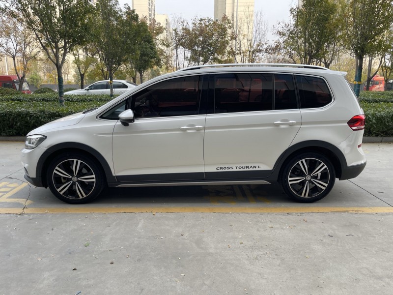 济宁19年大众途安7