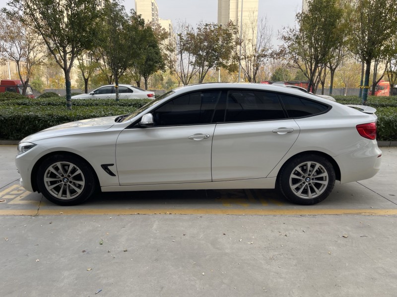济宁16年宝马3系8