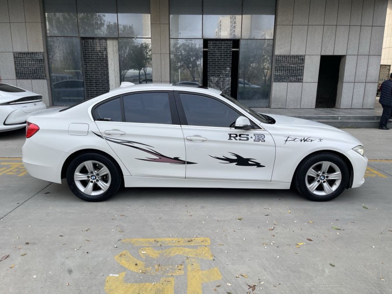 济宁15年宝马3系8