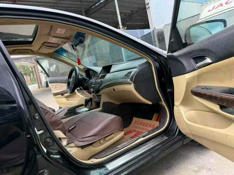 徐州10年本田雅阁6