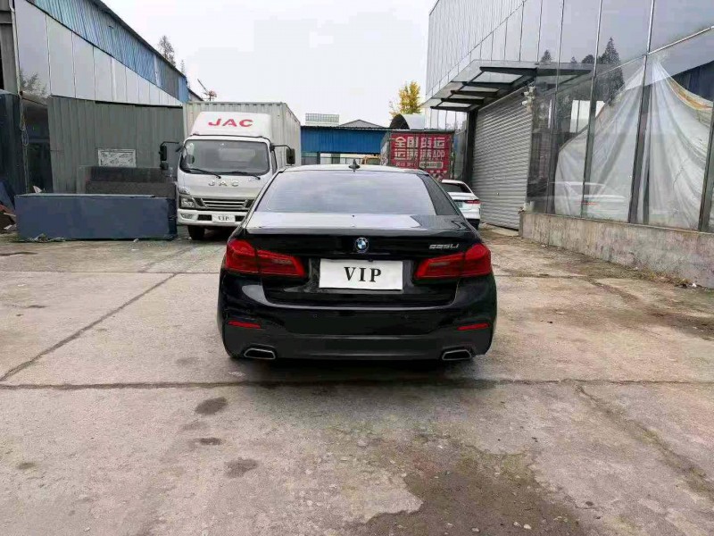 徐州18年宝马5系9