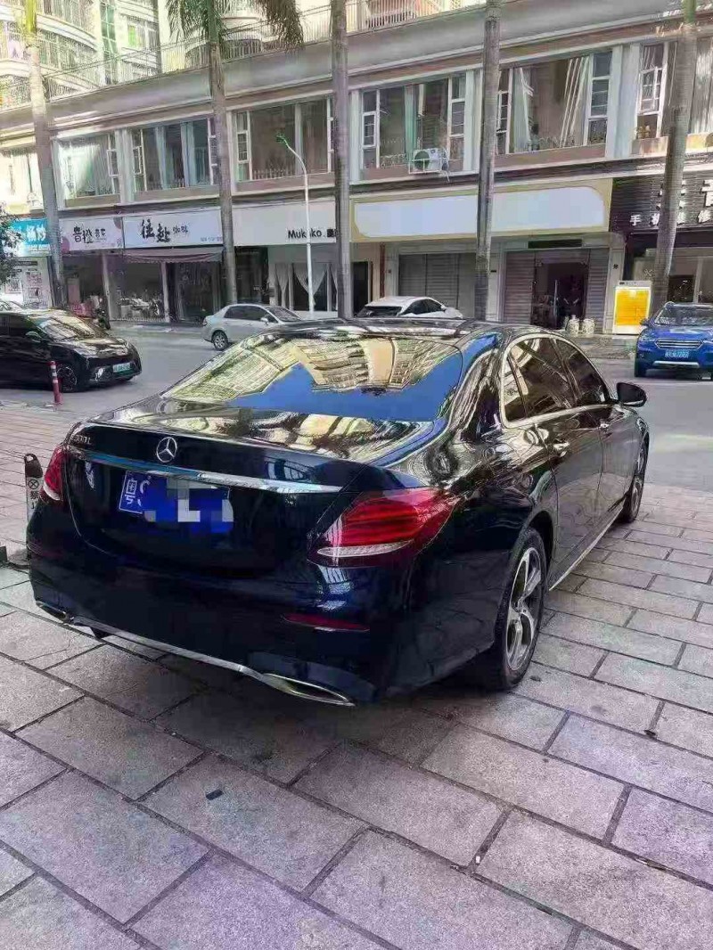 汕头18年奔驰E8