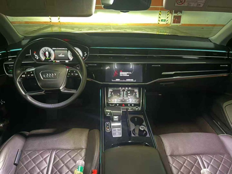 常州22年奥迪A8L3