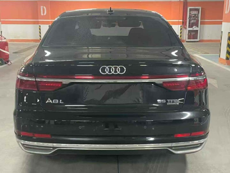 常州22年奥迪A8L9