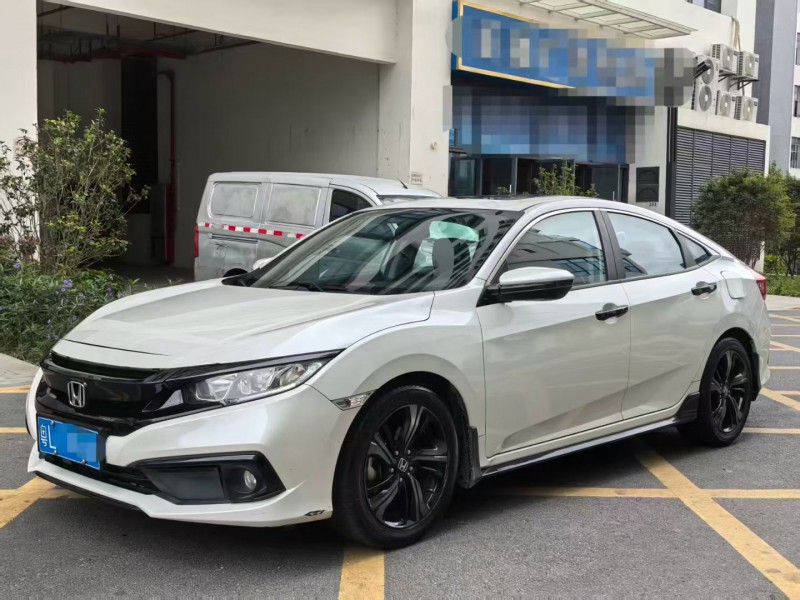 深圳21年本田思域2