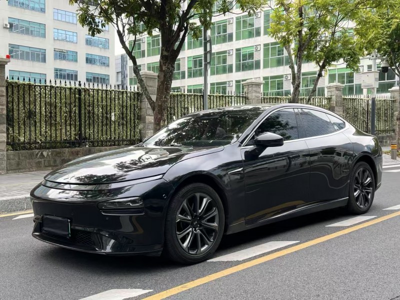 深圳22年小鹏汽车p79