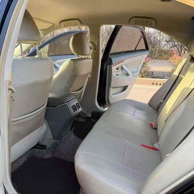 东营13年丰田凯美瑞6