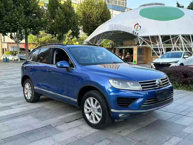 重庆16年大众途锐2