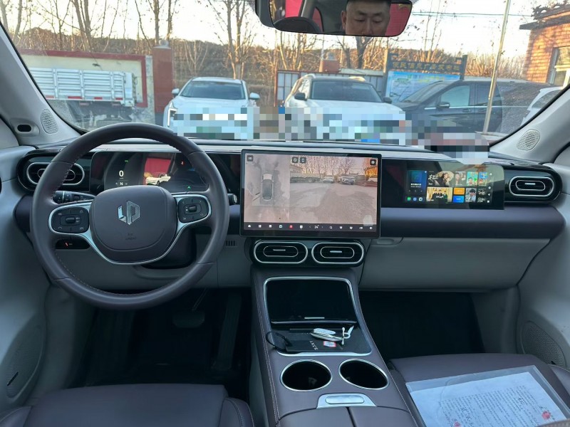 淄博24年零跑汽车C116