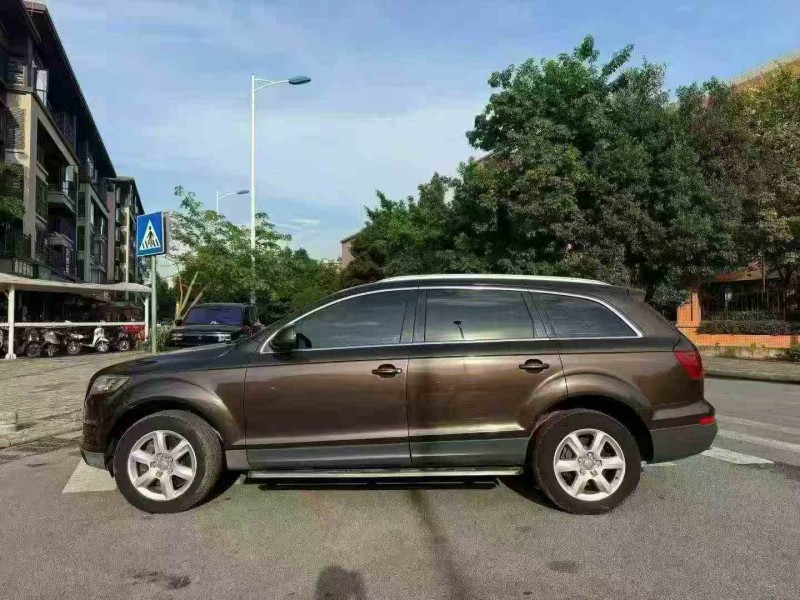 梧州15年奥迪Q75