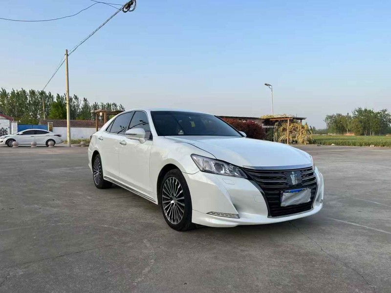 徐州18年丰田皇冠7