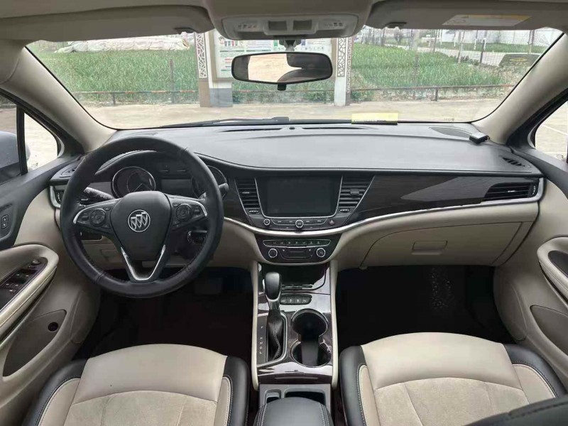 徐州19年别克威朗5